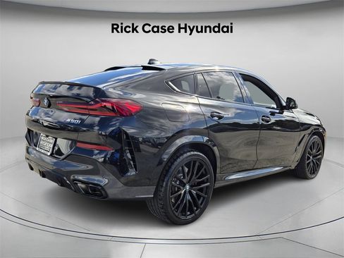 Used 2023 BMW X6 M50i w/ Executive Package image 7