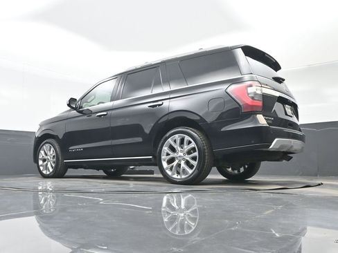 Used 2019 Ford Expedition Platinum RWD image 28