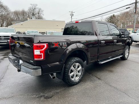 Used 2018 Ford F150 XLT w/ Max Trailer Tow Package image 4