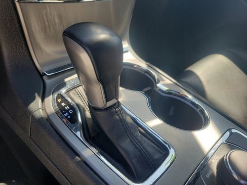 Used 2020 Jeep Grand Cherokee Limited image 15