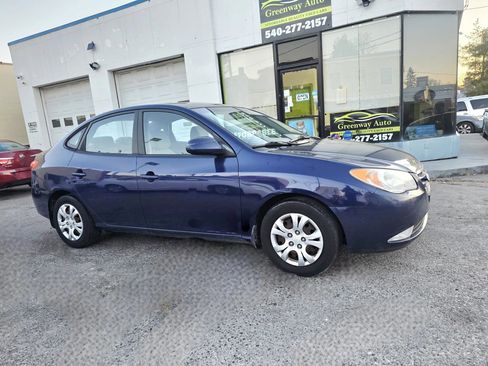 Used 2010 Hyundai Elantra GLS FWD image 7