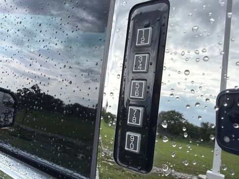 Used 2016 Ford F150 XLT w/ Equipment Group 301A Mid AWD/4WD image 19