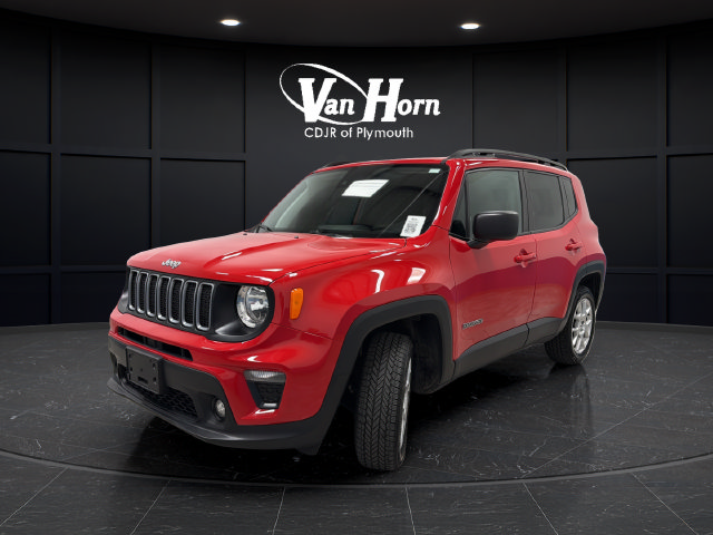 Used 2022 Jeep Renegade Latitude AWD/4WD image 3