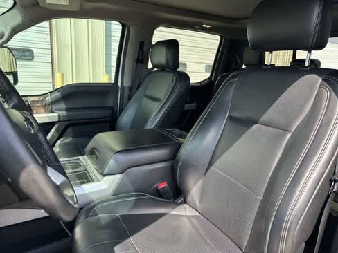 Used 2019 Ford F350 Lariat w/ Lariat Ultimate Package AWD/4WD image 3