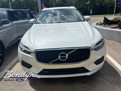 Used 2021 Volvo XC60 T6 Momentum w/ Premium Package AWD/4WD image 2