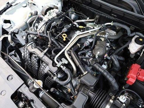 Certified 2025 Nissan Altima 2.5 SV FWD image 24
