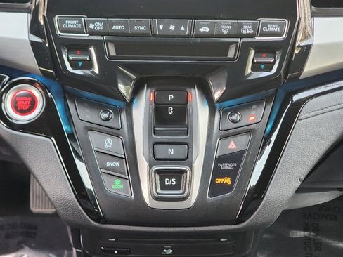 Used 2023 Honda Odyssey Touring image 29