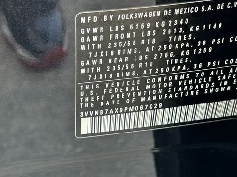 Used 2023 Volkswagen Tiguan SE w/ Panoramic Sunroof Package FWD image 52