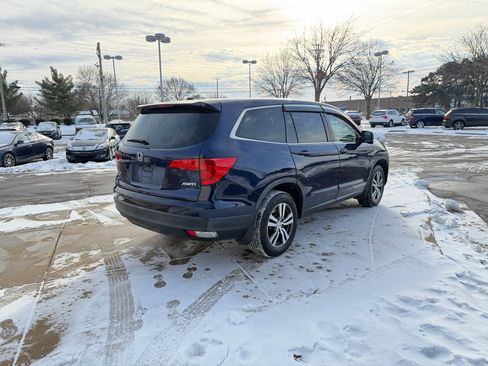 Used 2017 Honda Pilot EX image 5