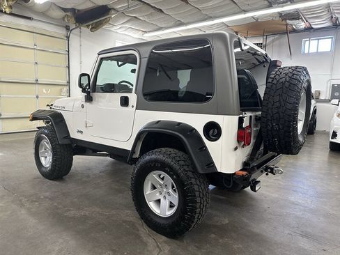 Used 2005 Jeep Wrangler Rubicon AWD/4WD image 5