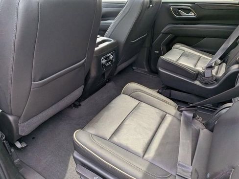 Used 2021 GMC Yukon XL SLT w/ SLT Premium Package AWD/4WD image 26