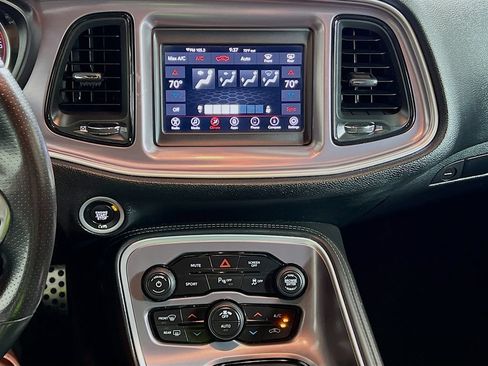 Used 2019 Dodge Challenger R/T RWD image 20