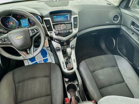 Used 2016 Chevrolet Cruze LT w/ Sun And Sound Package FWD image 26