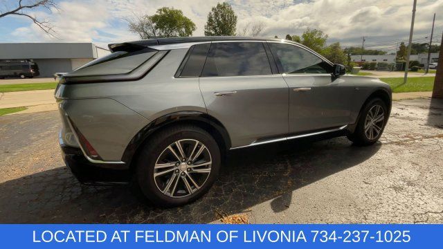 Used 2024 Cadillac Lyriq Luxury w/ Nappa Leather Package AWD/4WD image 8