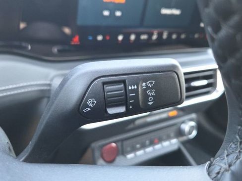 Used 2025 Ford Mustang Premium image 35