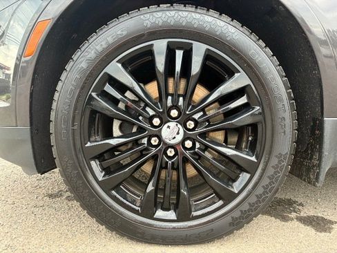 Used 2017 Cadillac XT5 Premium Luxury AWD/4WD image 38