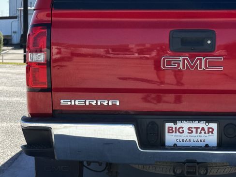 Used 2018 GMC Sierra 1500 2WD Crew Cab w/ Sierra Convenience Package image 12