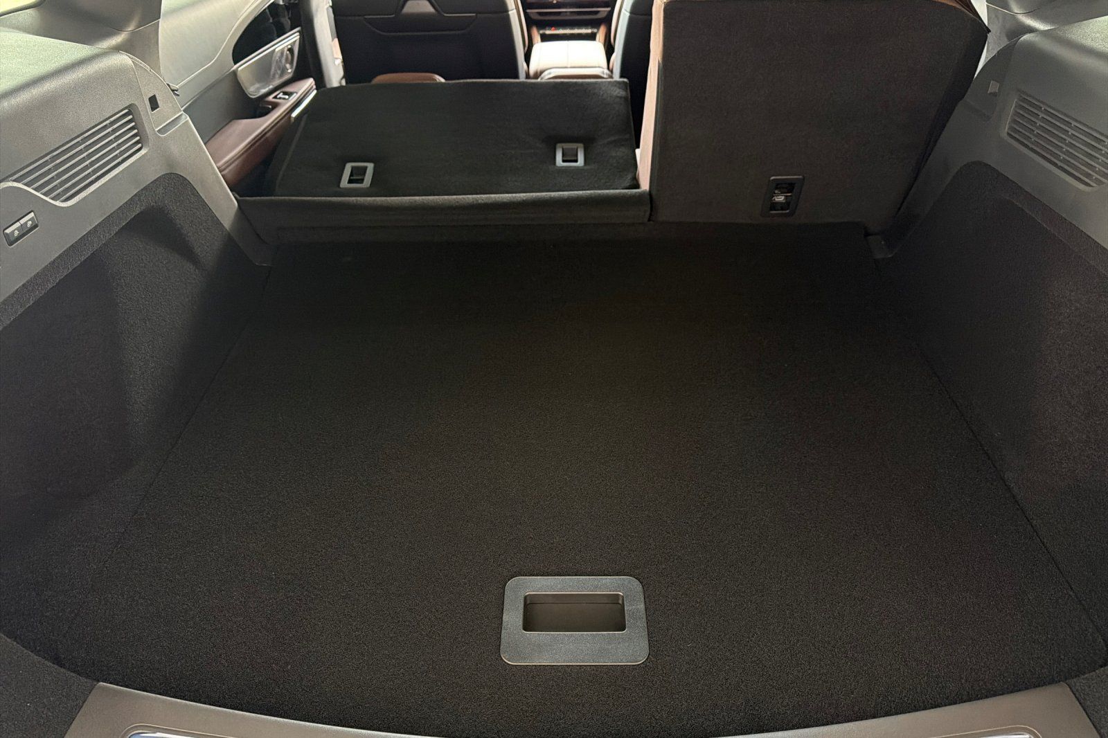 New 2026 Lincoln Nautilus Reserve AWD/4WD image 14