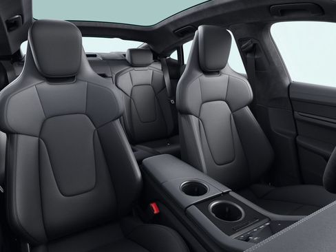 Certified 2024 Porsche Taycan GTS AWD/4WD image 6