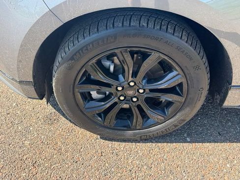 Used 2022 Ford Edge SE w/ Black Appearance Package AWD/4WD image 8
