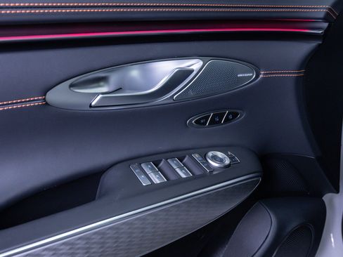 New 2026 Genesis GV70 2.5T Sport Prestige AWD/4WD image 18