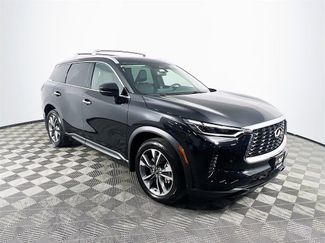 Certified 2025 INFINITI QX60 Luxe w/ Vision Package image 1