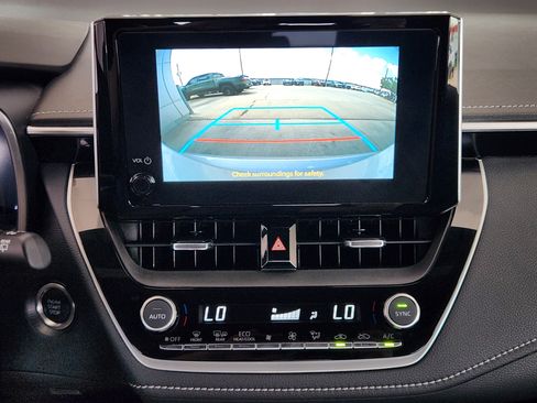 Used 2025 Toyota Corolla XSE FWD image 19