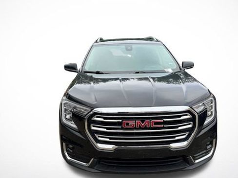Used 2024 GMC Terrain SLT AWD/4WD image 2