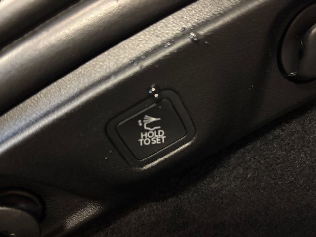 New 2026 Dodge Charger R/T AWD/4WD image 17