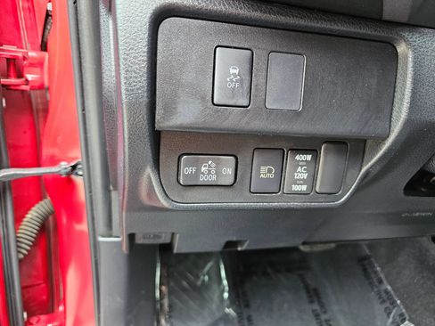 Used 2020 Toyota Tacoma TRD Off-Road w/ Technology Package RWD image 16