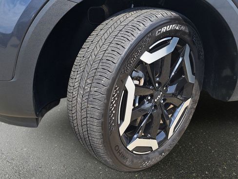 Used 2024 Kia Telluride S w/ S Sunroof Package FWD image 32