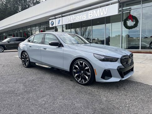 Certified 2025 BMW i5 M60 w/ Premium Package image 2