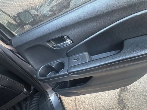 Used 2018 Honda Pilot Touring image 29