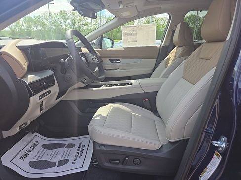 New 2025 Nissan Murano Platinum w/ Cargo Package image 9