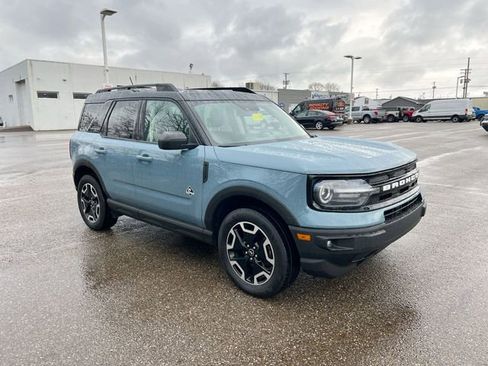 Used 2021 Ford Bronco Sport Outer Banks image 11