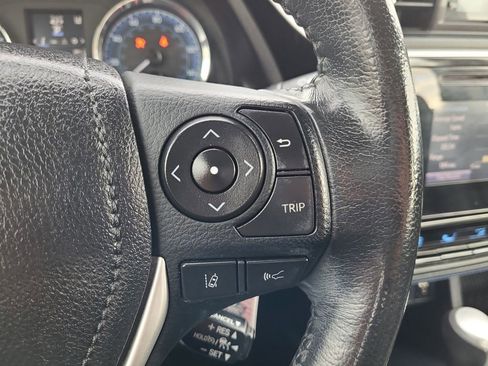 Used 2019 Toyota Corolla SE FWD image 25