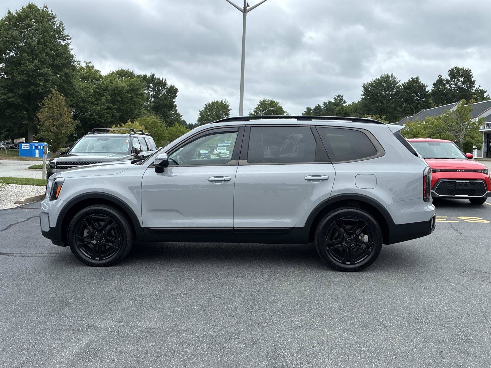 Used 2025 Kia Telluride EX X-Line AWD/4WD image 4