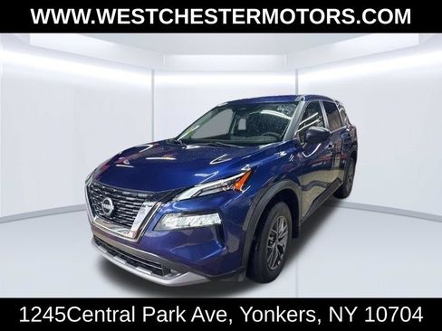 Used 2023 Nissan Rogue S AWD/4WD image 1