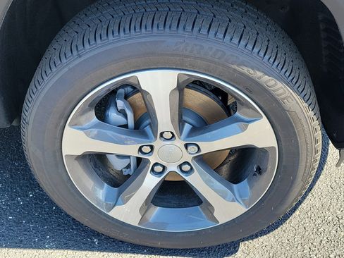 New 2026 Jeep Grand Cherokee Limited image 8