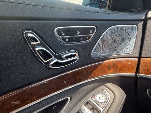 Used 2015 Mercedes-Benz S 550 4MATIC Sedan image 26