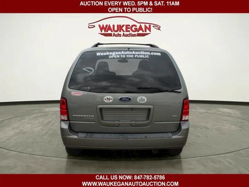 Used 2004 Ford Freestar SE FWD image 6