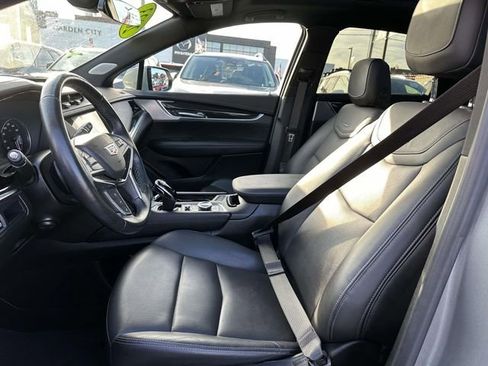 Used 2023 Cadillac XT5 Premium Luxury image 15
