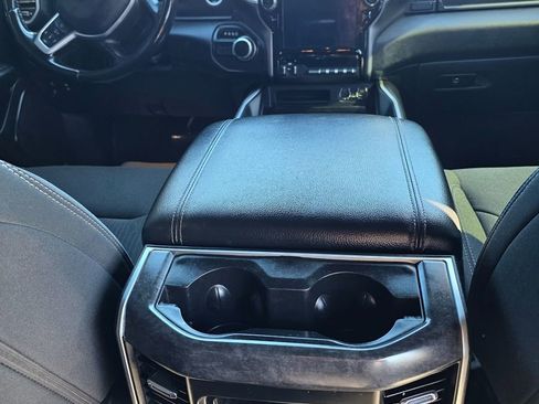 Used 2022 RAM 1500 Big Horn image 5