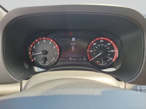 Used 2025 Nissan Frontier PRO-4X w/ Pro Premium Package AWD/4WD image 13
