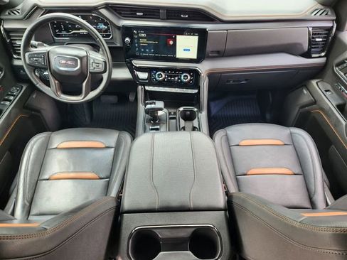 Used 2024 GMC Sierra 1500 AT4 w/ Technology Package AWD/4WD image 26