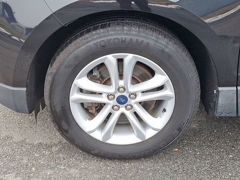 Used 2020 Ford Edge SEL w/ Convenience Package image 10