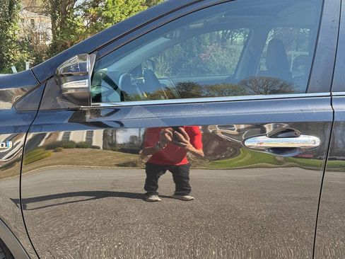 Used 2017 Toyota RAV4 Limited image 35