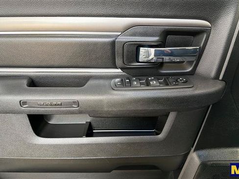 Used 2024 RAM 1500 Warlock RWD image 11