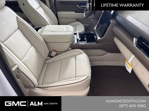 New 2026 GMC Yukon XL Denali AWD/4WD image 15