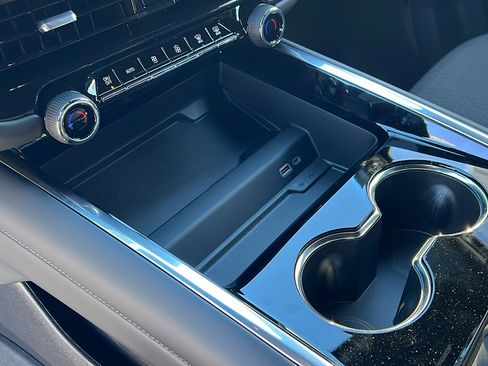 New 2026 Chevrolet Suburban LS w/ LPO, Get Active Package image 22